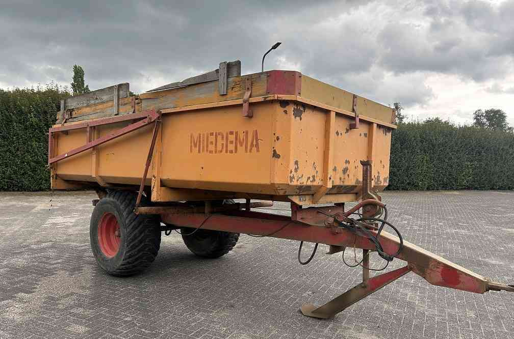 Farm tipping trailer/ Dumper Miedema hst 65 kipper, kieper