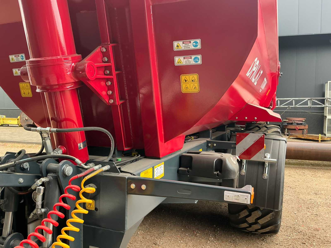 Farm tipping trailer/ Dumper Palaz Halfpipe Titan TT20 Profiline