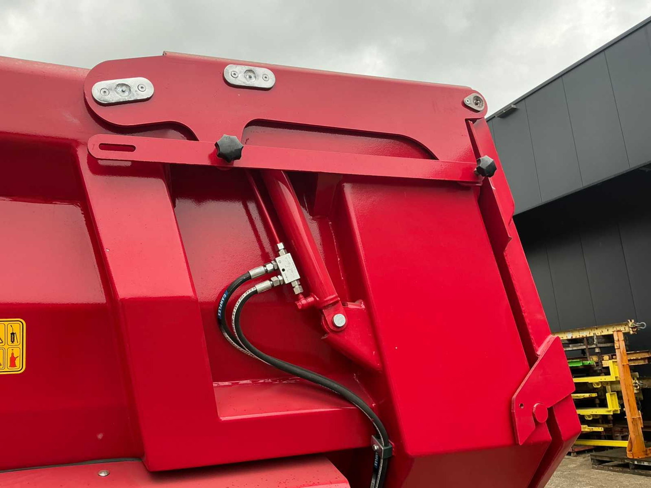 Farm tipping trailer/ Dumper Palaz Halfpipe Titan TT20 Profiline