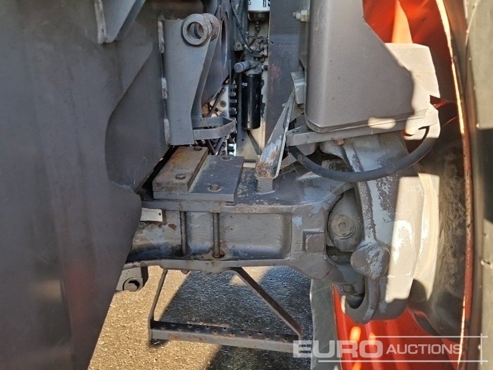 Farm tractor 2008 Claas Xerion 3800