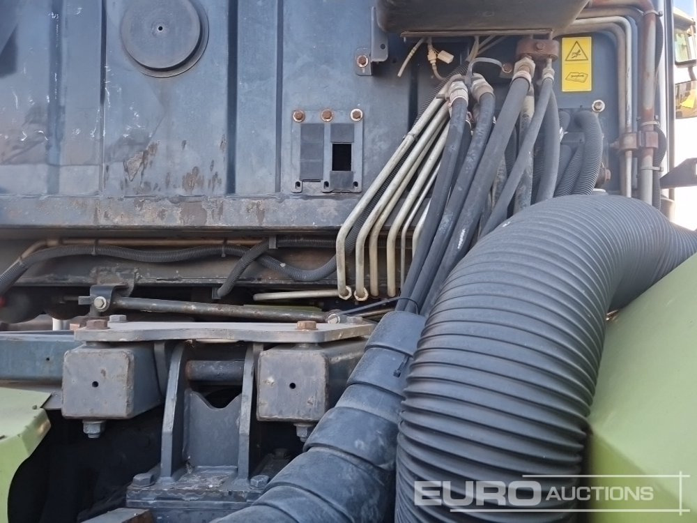 Farm tractor 2008 Claas Xerion 3800