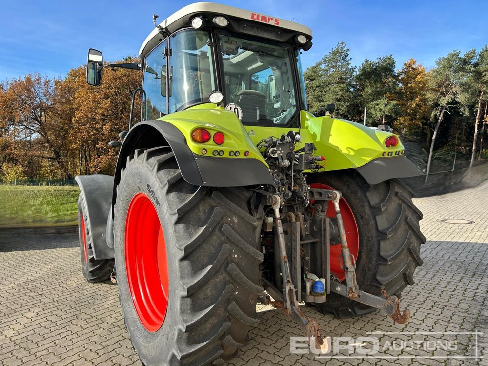 Farm tractor 2009 Claas Axion 810
