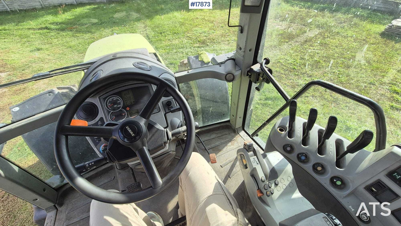 Farm tractor 2011 Claas   ARION 640