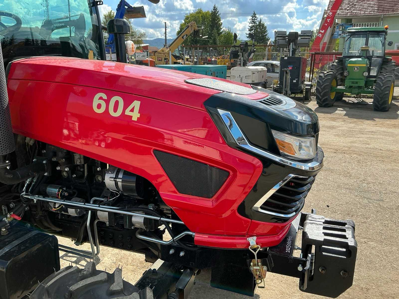 Farm tractor - 604 - 4-WHEEL DRIVE TRACTOR - 2025