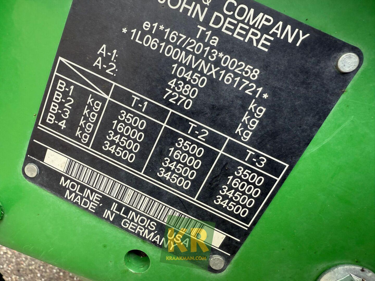Farm tractor 6100M John Deere