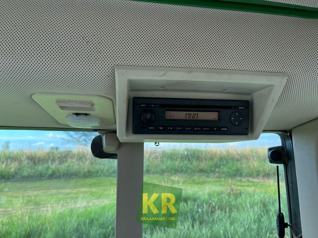 Farm tractor 6125M trekker John Deere