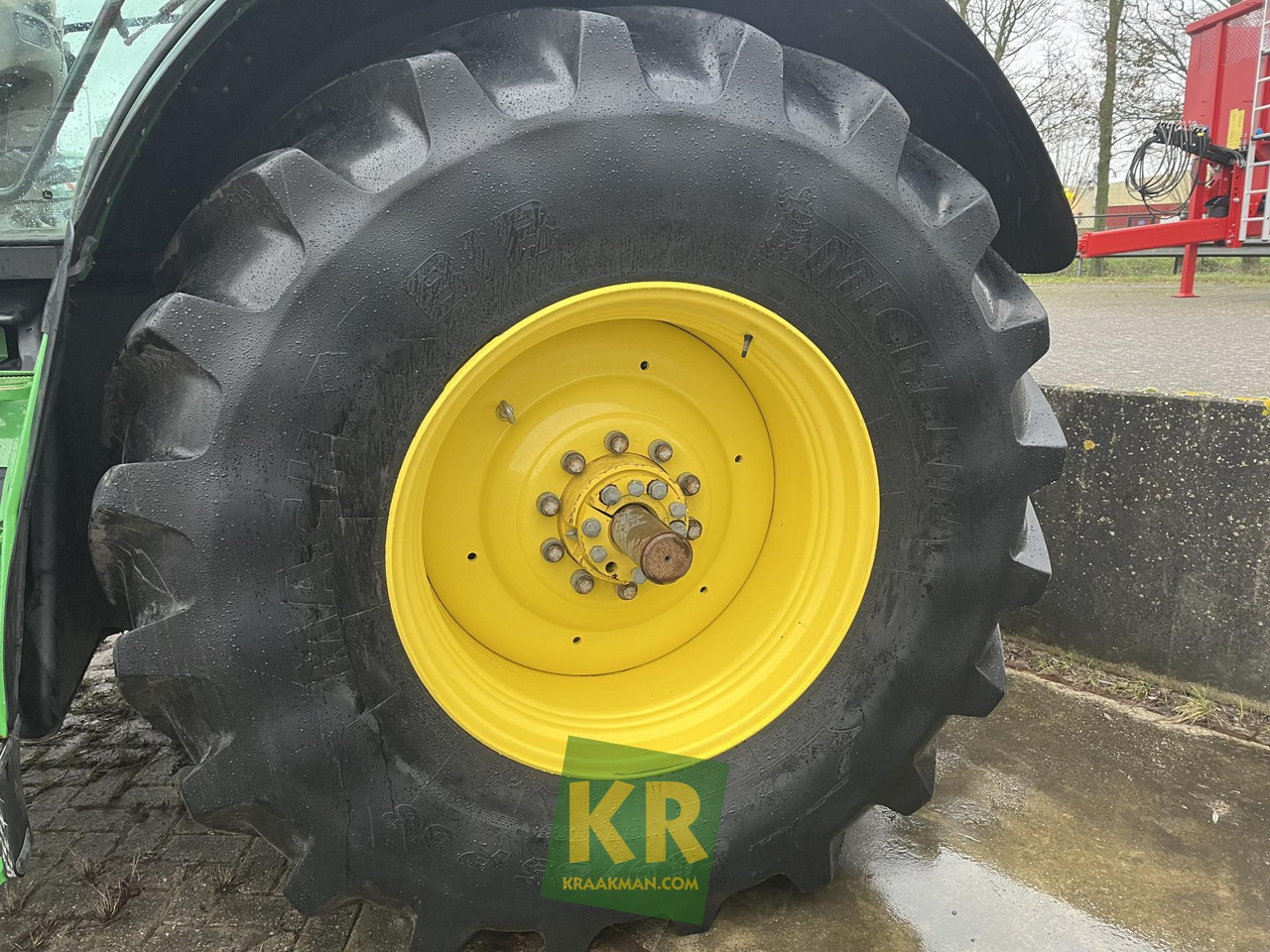 Farm tractor 6215R John Deere
