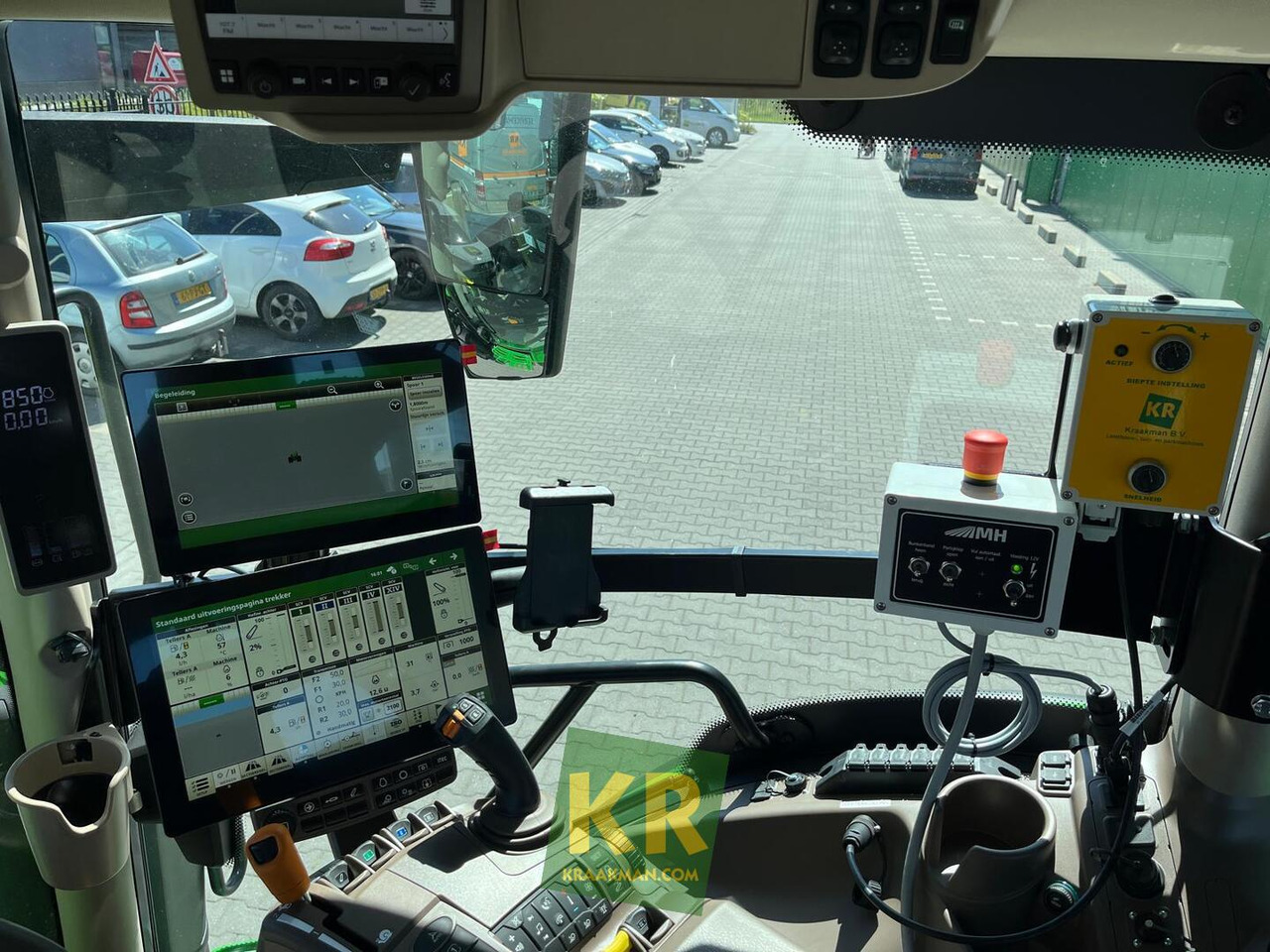 Farm tractor 6R 155 John Deere