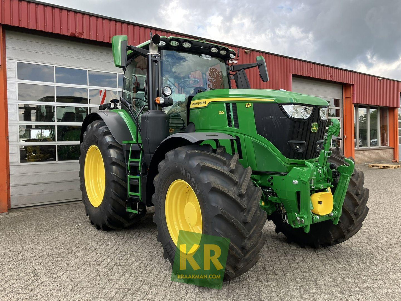 Farm tractor 6R 230 John Deere