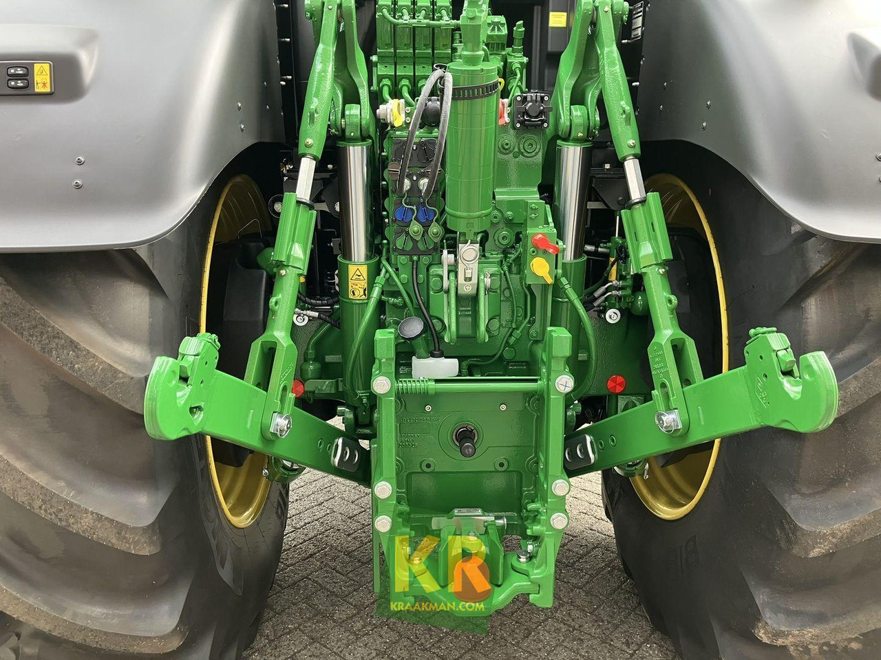 Farm tractor 6R 230 John Deere