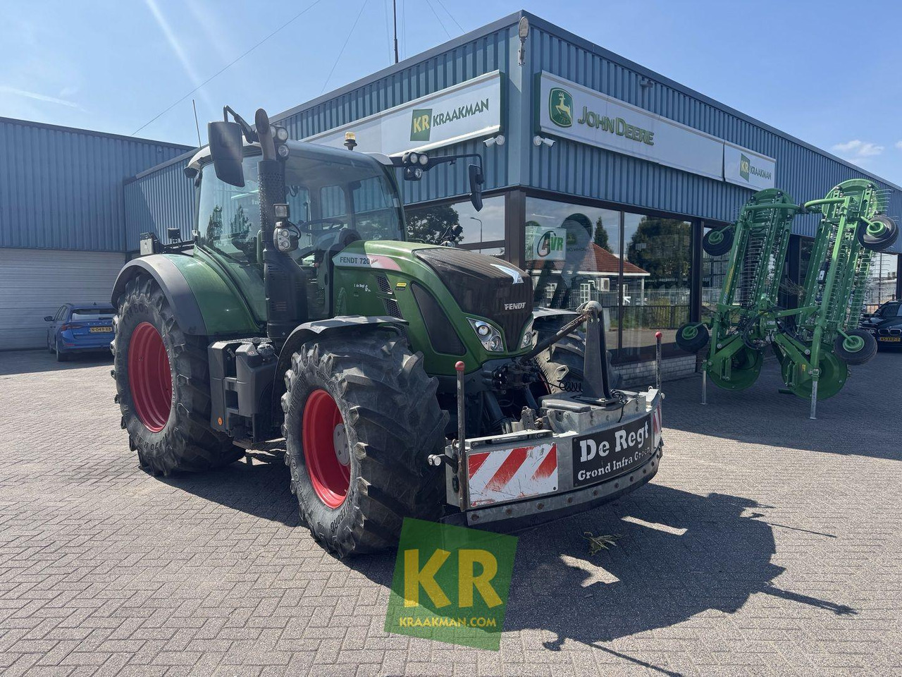 Farm tractor 720 Vario Fendt