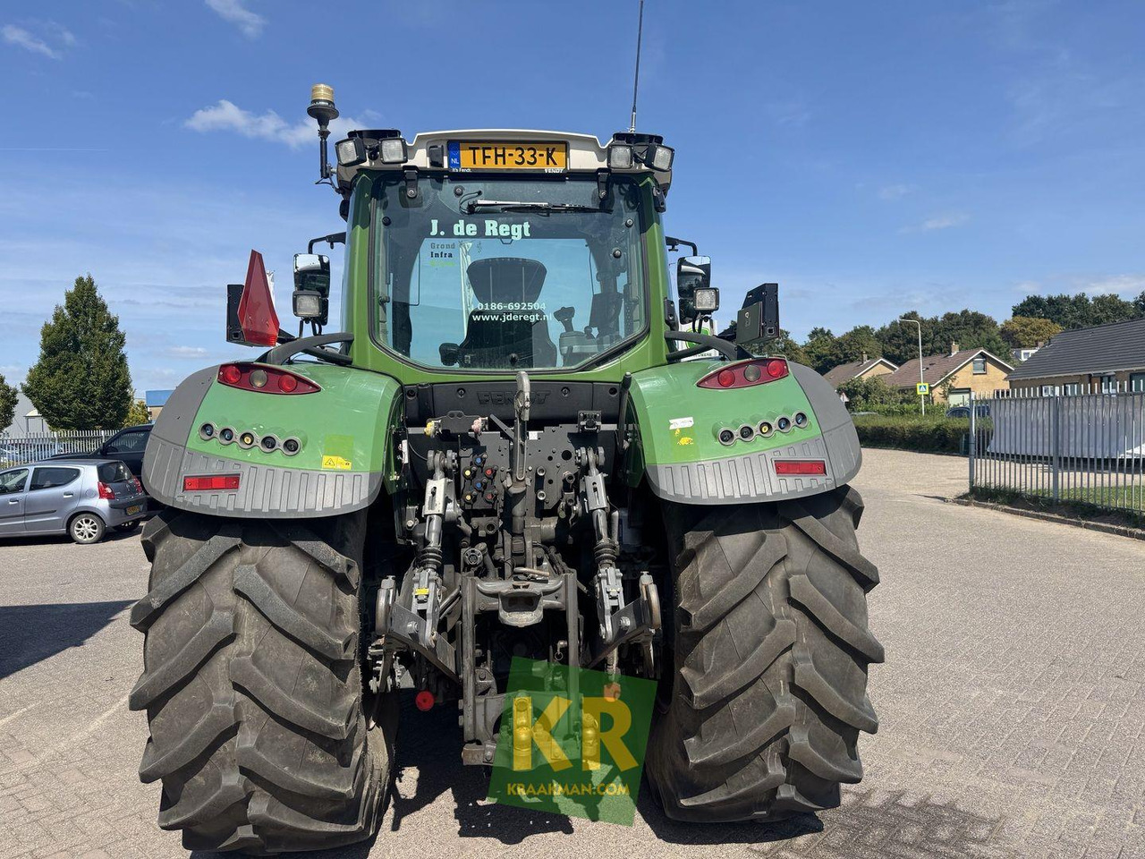 Farm tractor 720 Vario Fendt