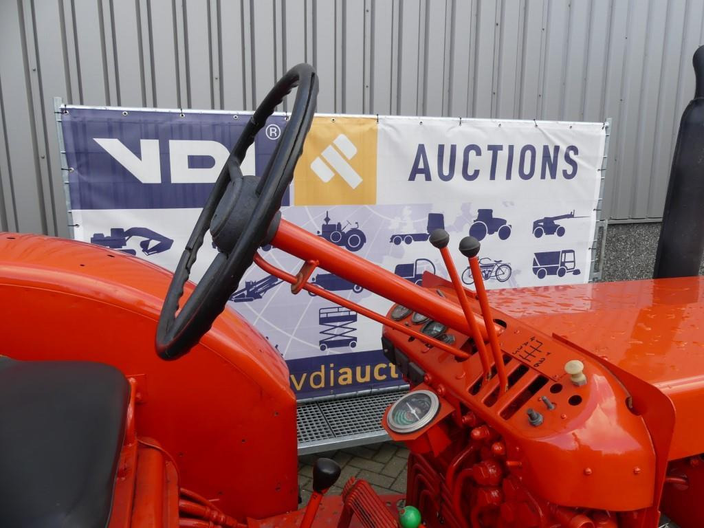 Farm tractor AVTO T40