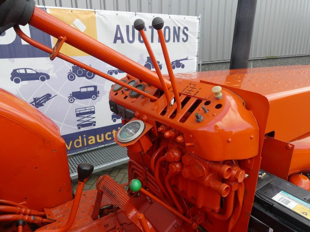 Farm tractor AVTO T40