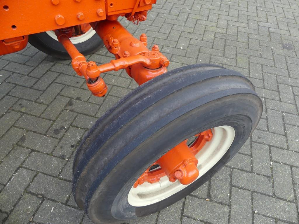 Farm tractor AVTO T40