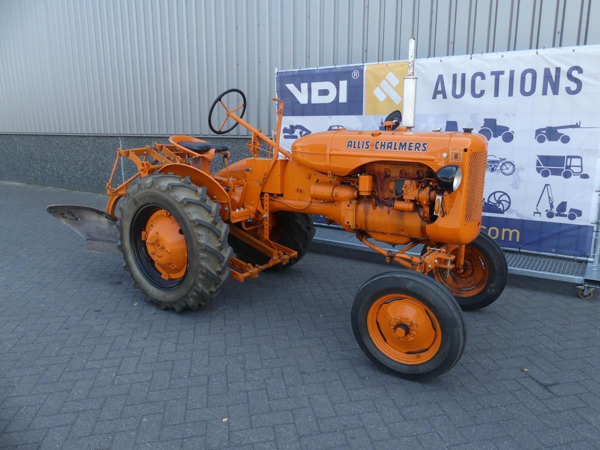 Farm tractor Allis-Chalmers B