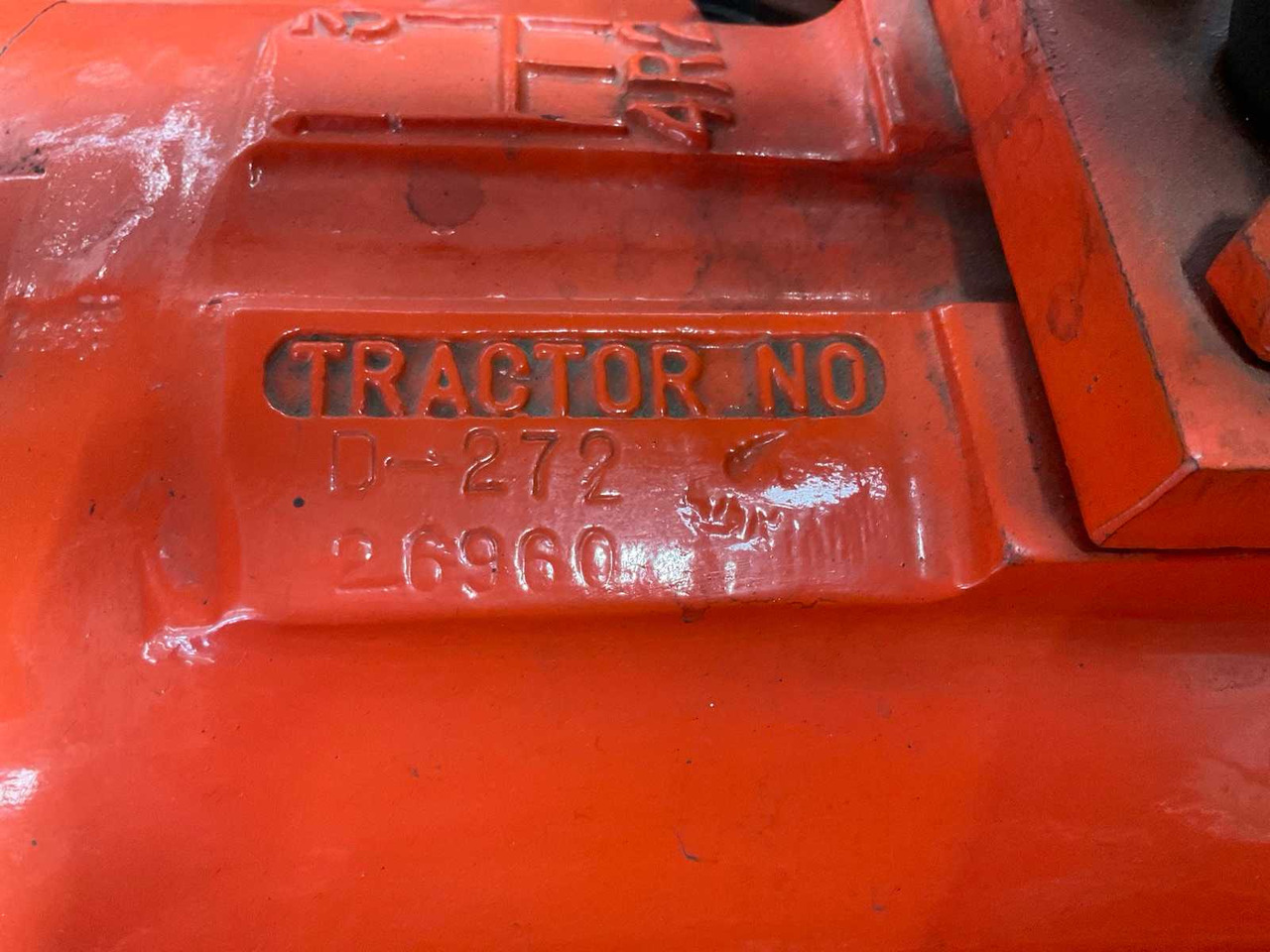 Farm tractor Allis chalmers D-272