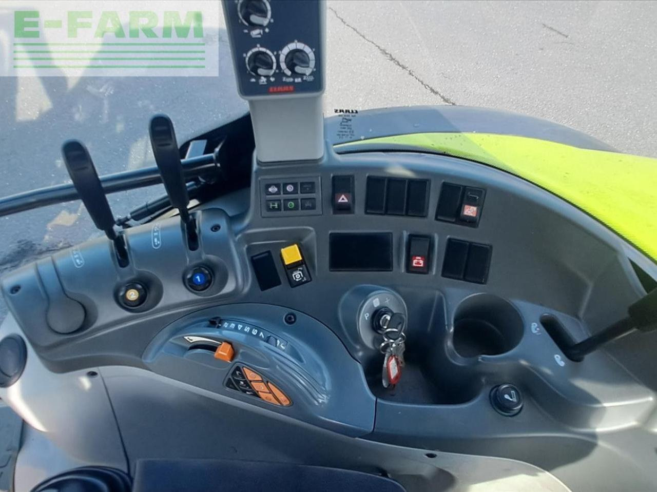 Farm tractor CLAAS ARION 430