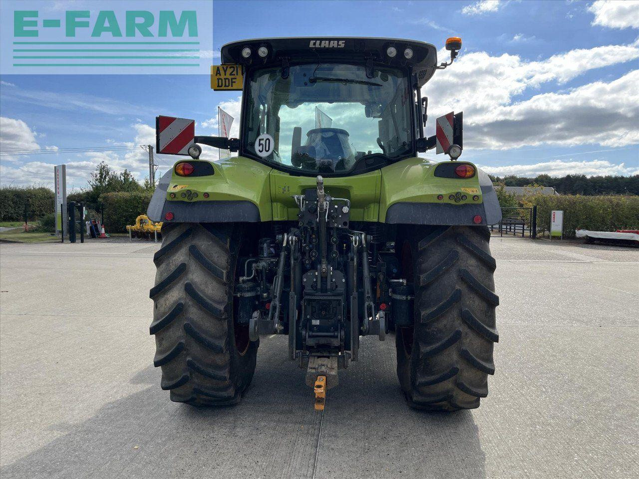 Farm tractor CLAAS ARION 530
