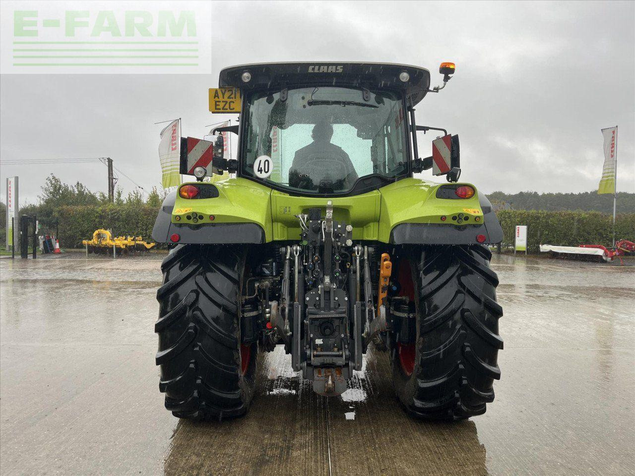 Farm tractor CLAAS ARION 530