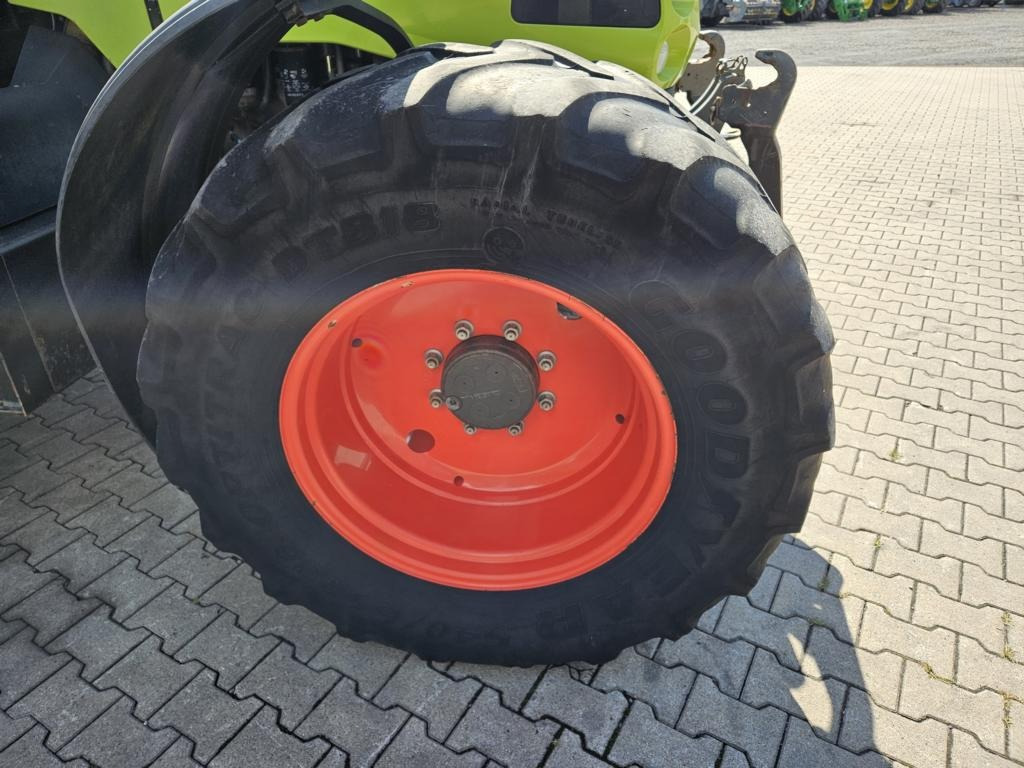 Farm tractor CLAAS ARION 630 C