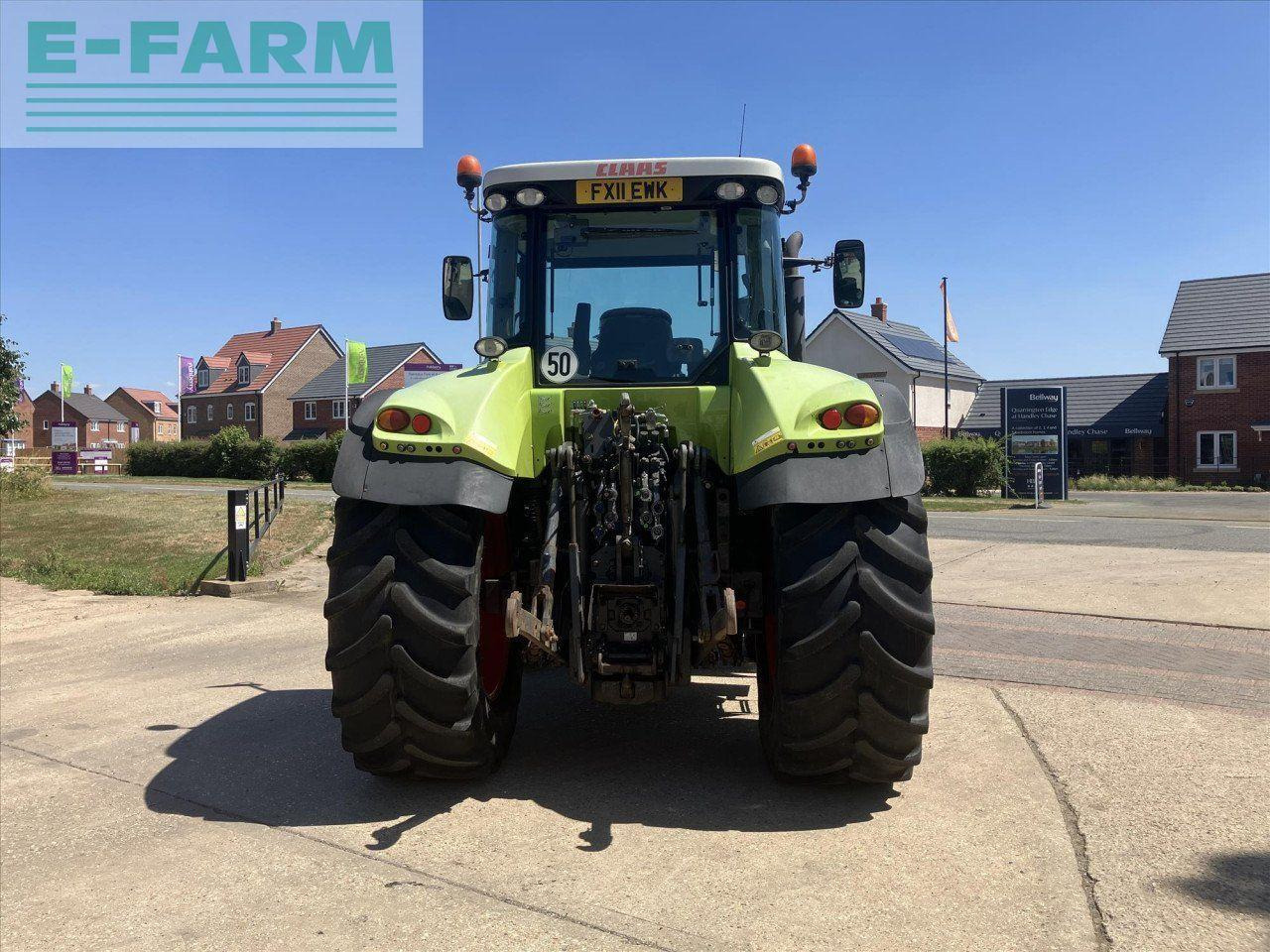 Farm tractor CLAAS ARION 640