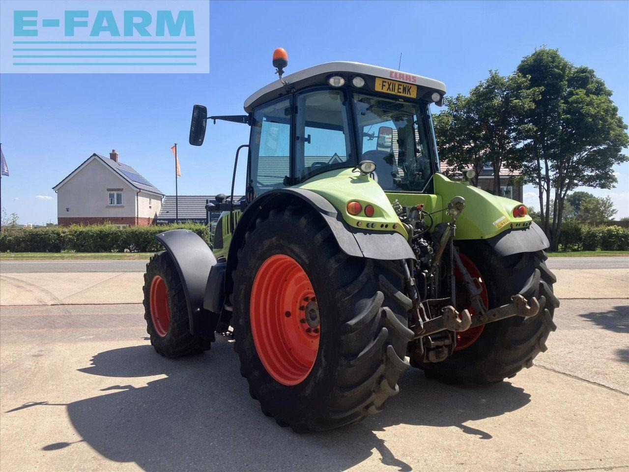 Farm tractor CLAAS ARION 640