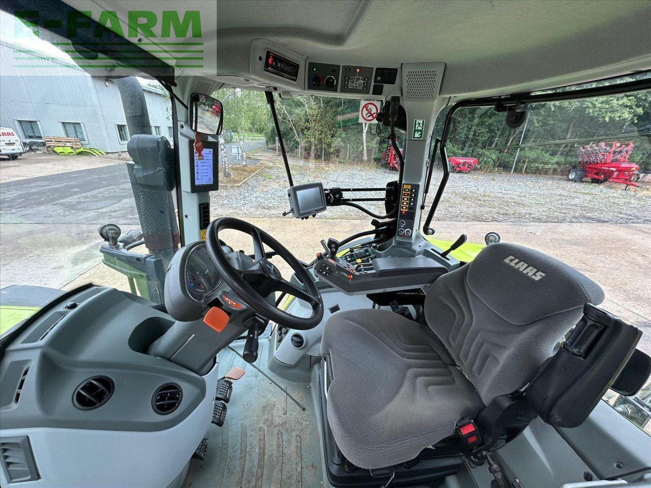 Farm tractor CLAAS ARION 640 CEBIS CEBIS
