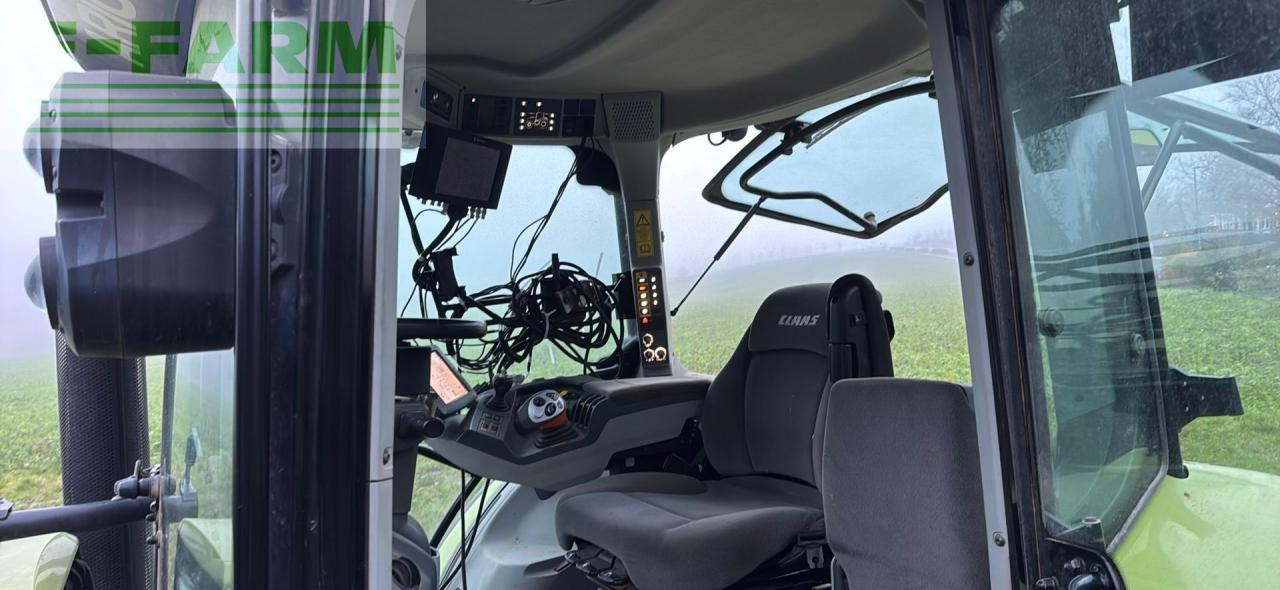 Farm tractor CLAAS ARION 650