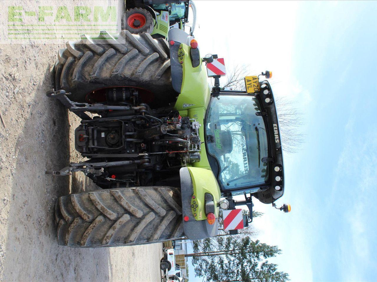 Farm tractor CLAAS AXION 810 CIS