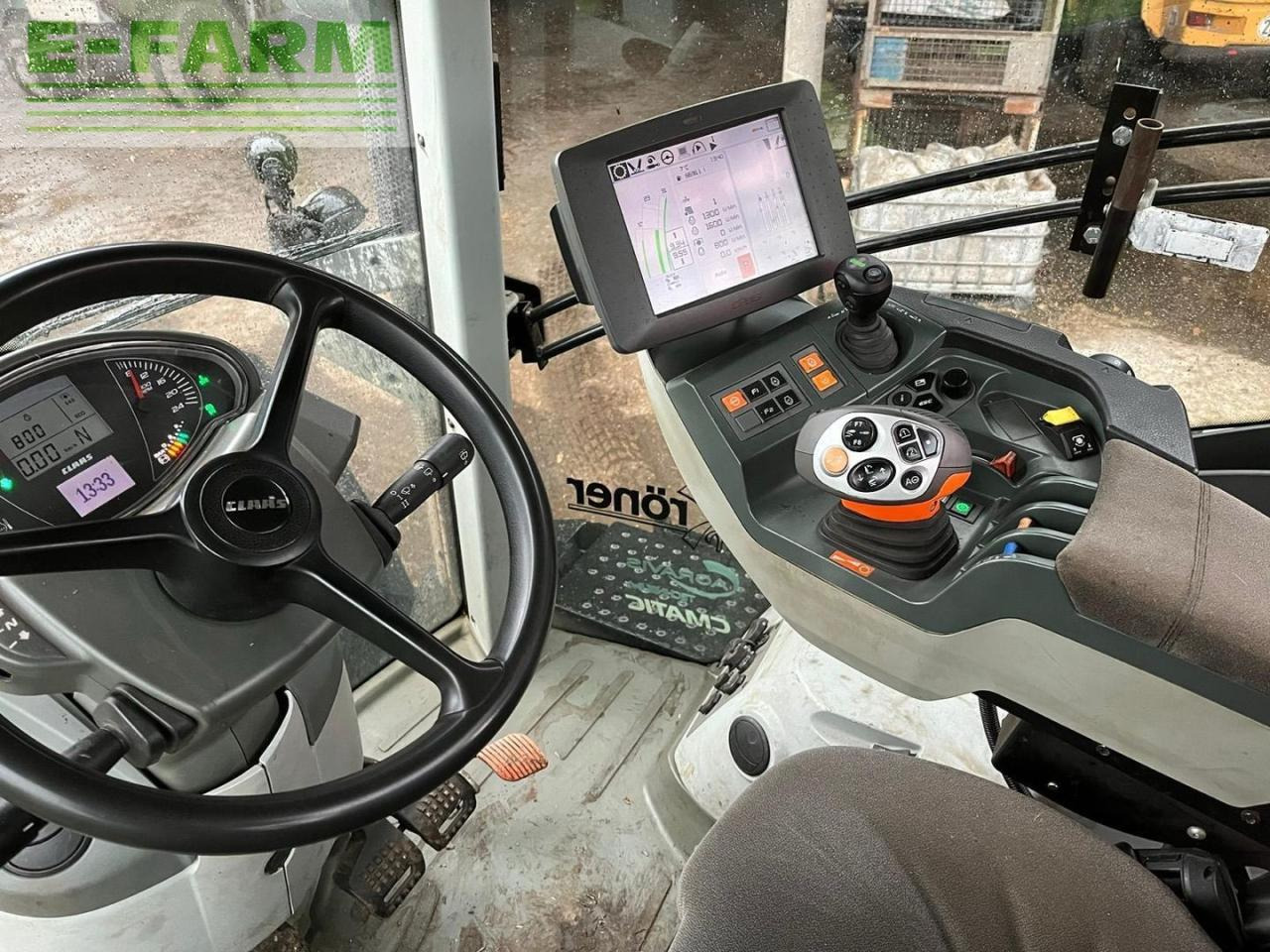 Farm tractor CLAAS AXION 810 CMATIC CMATIC
