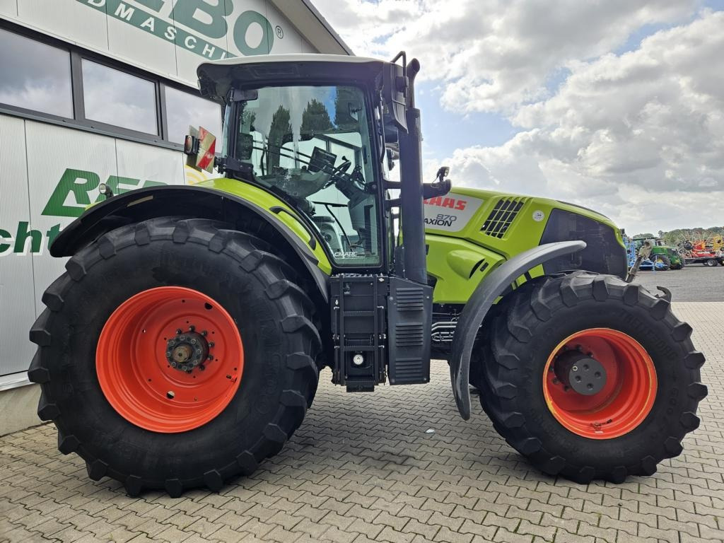 Farm tractor CLAAS AXION 870 CMATIC