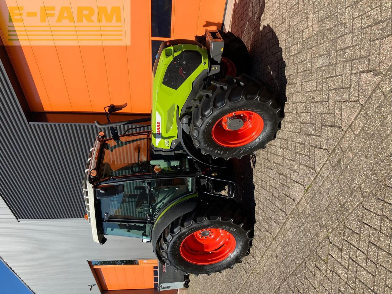Farm tractor CLAAS AXOS 230 Advanced
