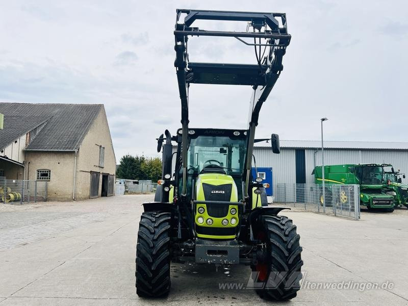 Farm tractor CLAAS Arion 520