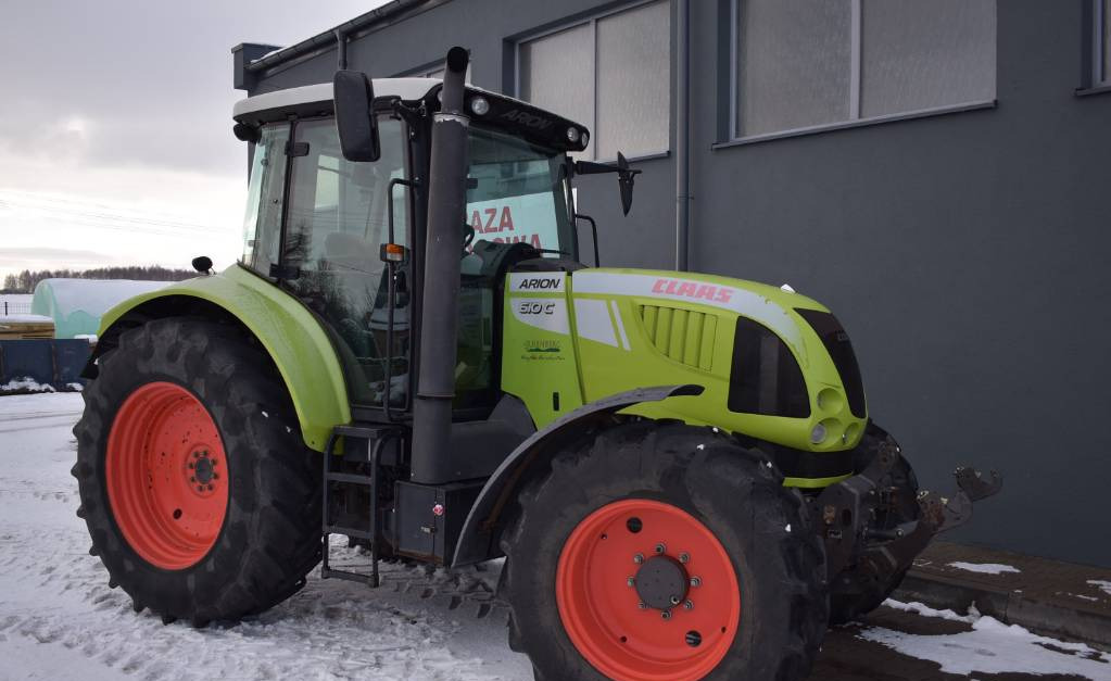 Farm tractor CLAAS Arion 610 C