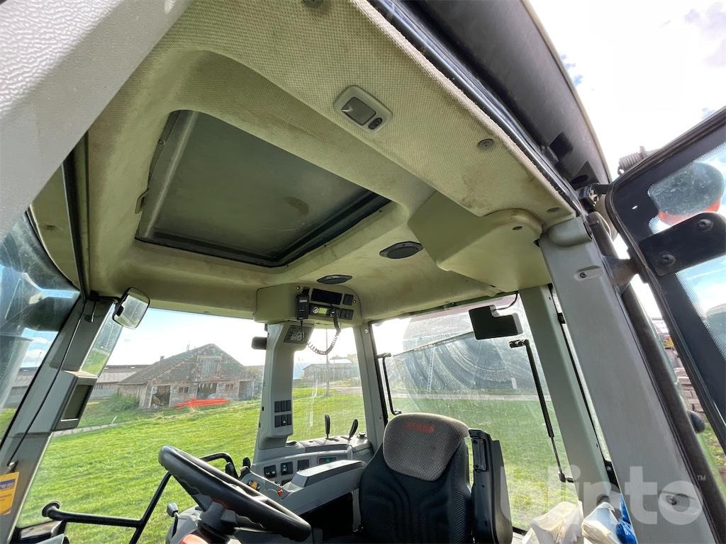 Farm tractor CLAAS Arion 640 (2010)