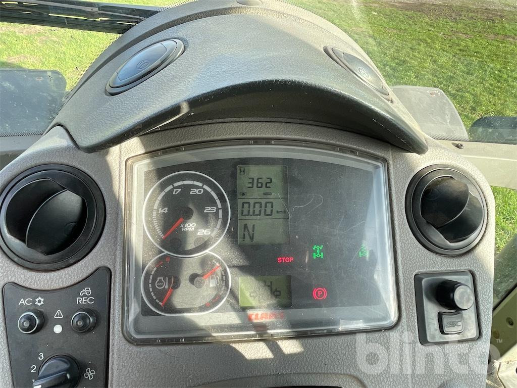 Farm tractor CLAAS Arion 640 (2010)