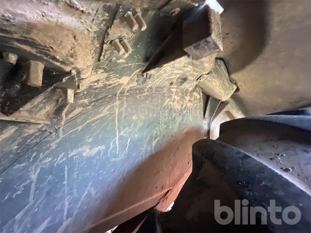 Farm tractor CLAAS Arion 640 (2010)