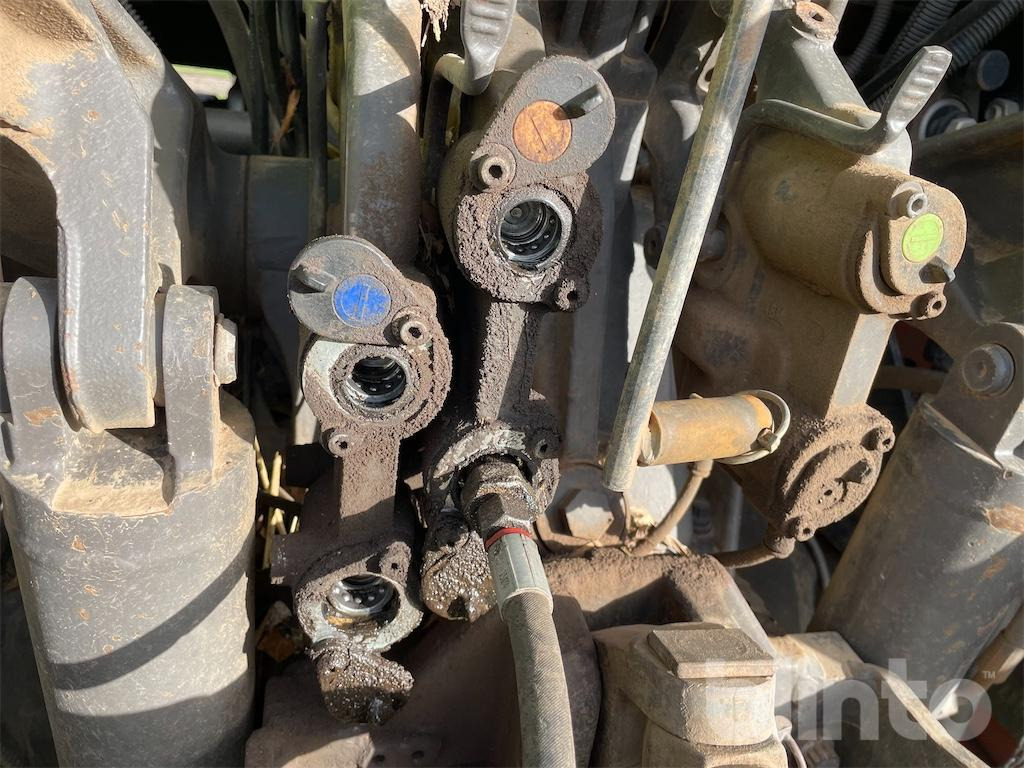 Farm tractor CLAAS Arion 640 (2010)