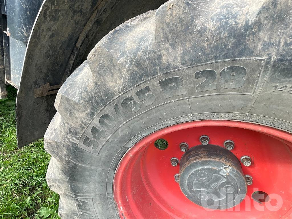 Farm tractor CLAAS Arion 640 (2010)