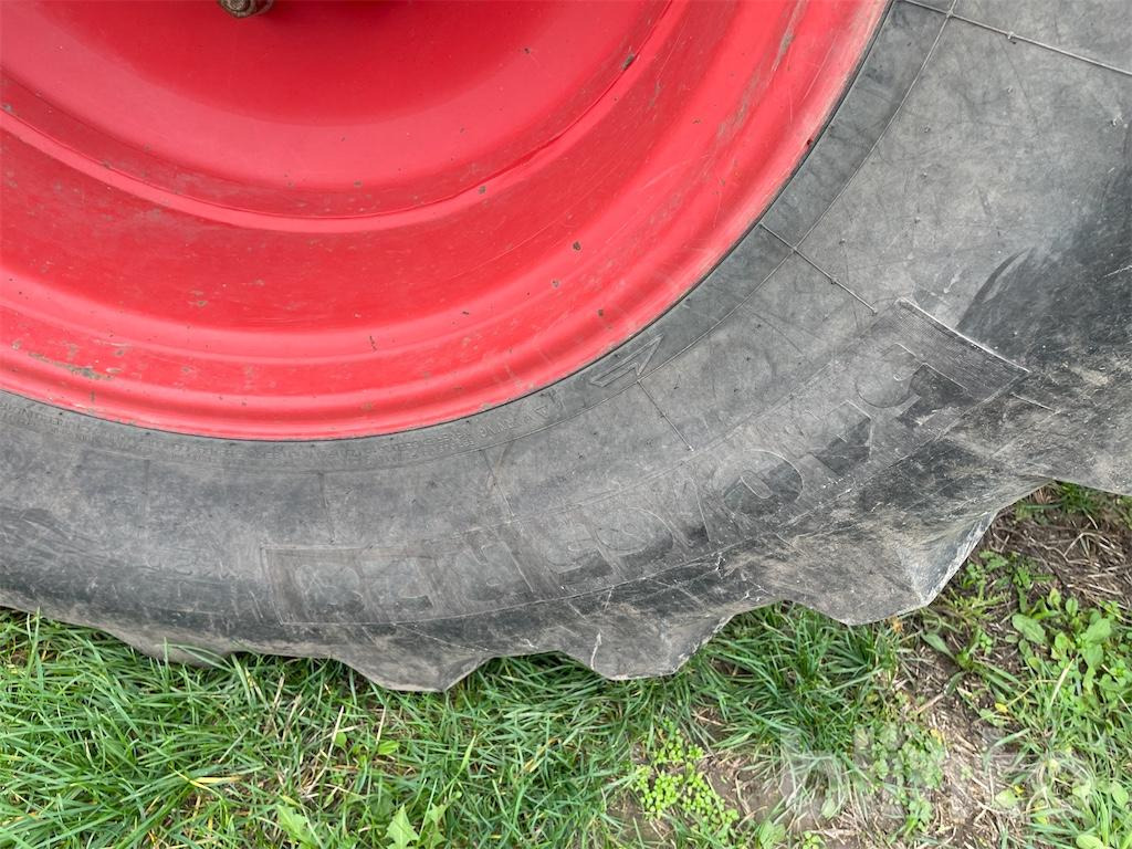 Farm tractor CLAAS Arion 640 (2010)