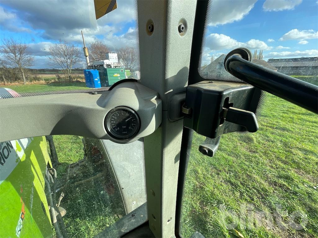 Farm tractor CLAAS Arion 640 (2010)