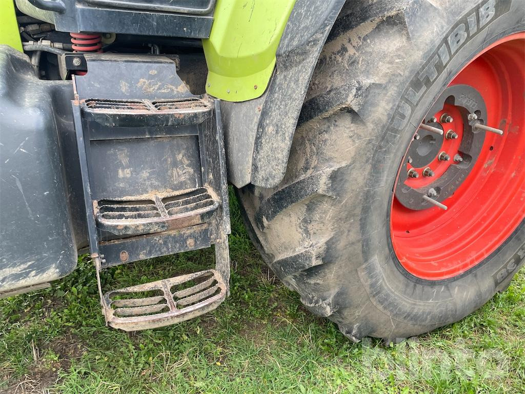Farm tractor CLAAS Arion 640 (2010)