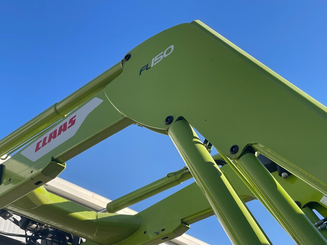 Farm tractor CLAAS Arion 660 CMATIC