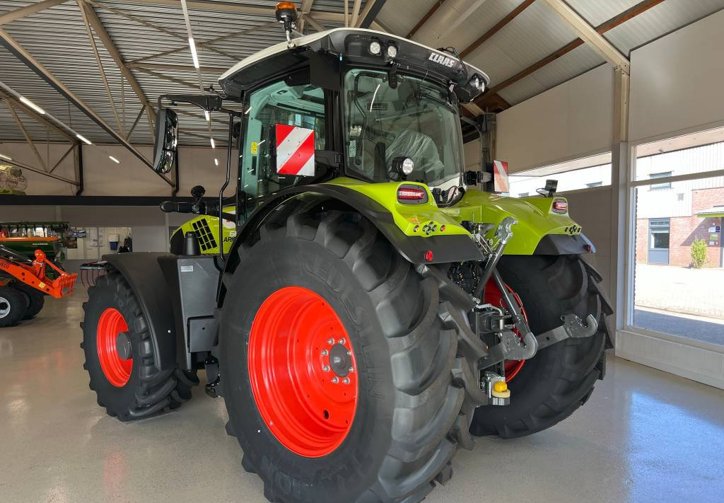 Farm tractor CLAAS Arion 660 Cmatic