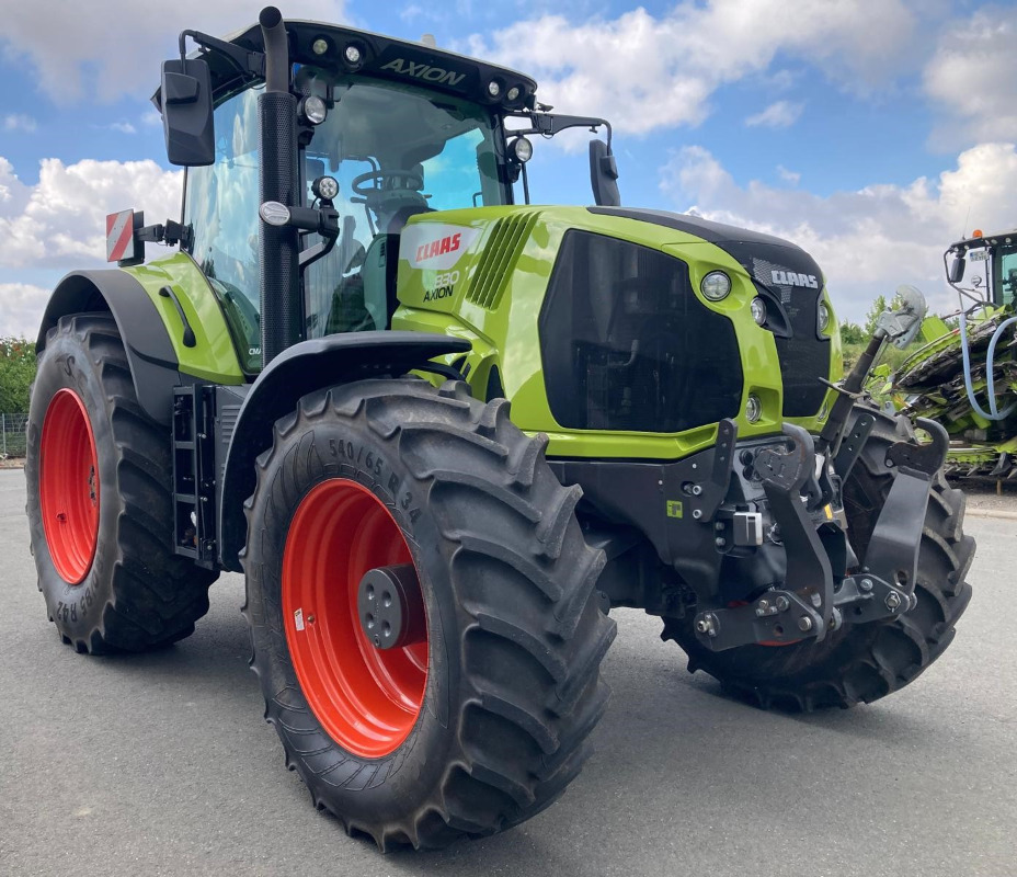 Farm tractor CLAAS Axion 830 CMATIC