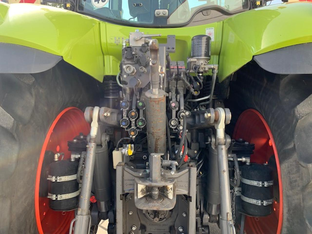 Farm tractor CLAAS Axion 870 CMATIC mit Cebis Touch und GPS S10, Top Zustand, Baujahr 2018