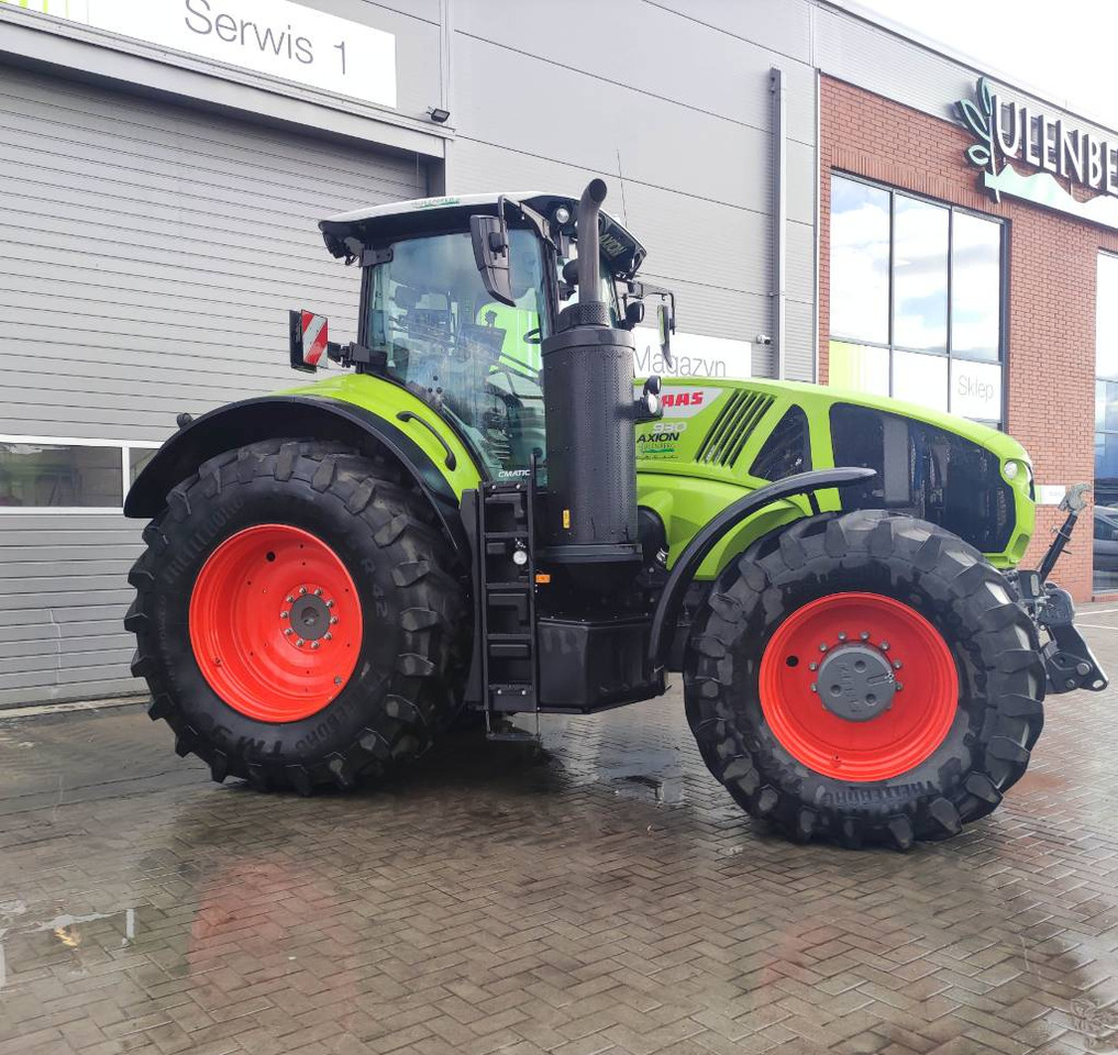 Farm tractor CLAAS Axion 930 Cmatic