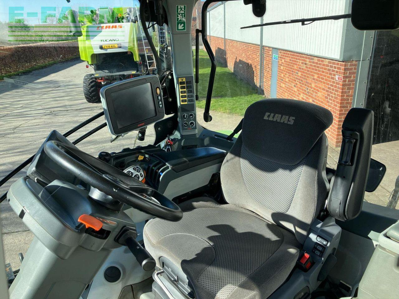 Farm tractor CLAAS USED 2017 AXION 950