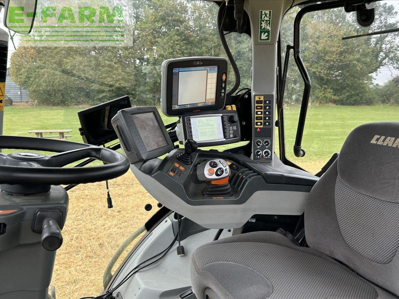 Farm tractor CLAAS USED 2017 AXION 950